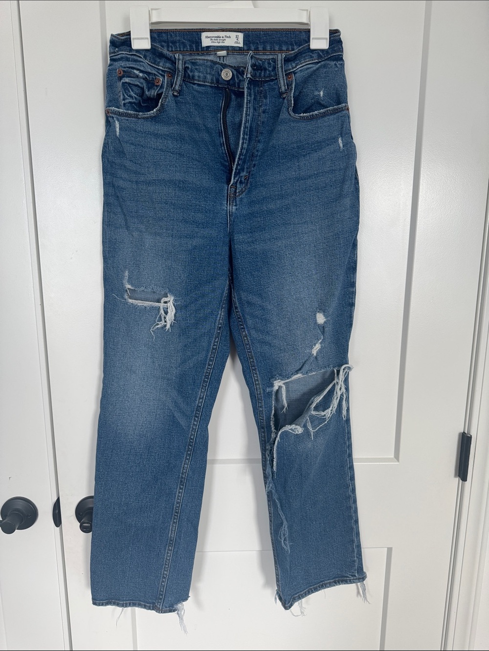 Abercrombie & Fitch Curve Love Ankle Straight Ultra High Rise Jeans